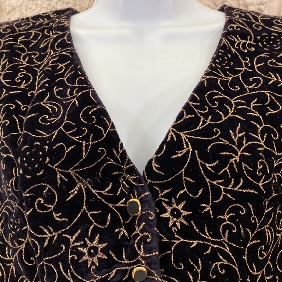 No Tags Glitter Pattern Velvet Vest - Picture 3 of 8